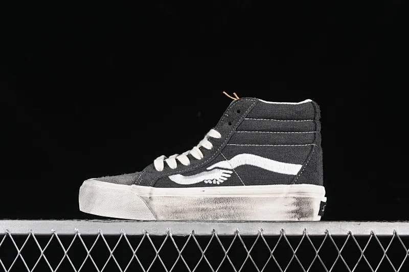 All categories Vans Vans series Vans Hi Vans high-top Notre x Vans Premium Sk8-Hi 38 Vans high-top casual sneakers VN000CR0RVN